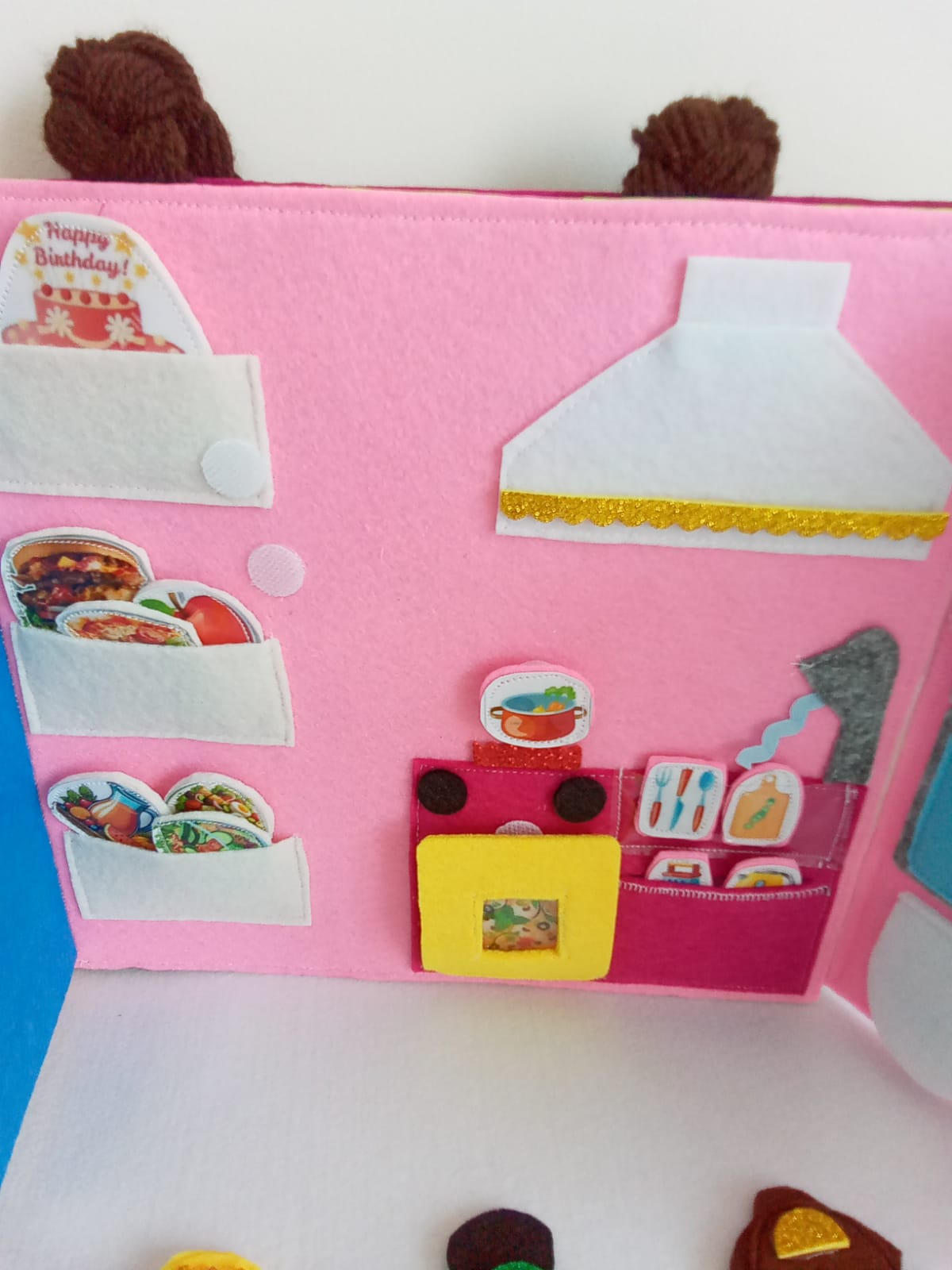 Quiet Book montessoriano LE PRINCIPESSE