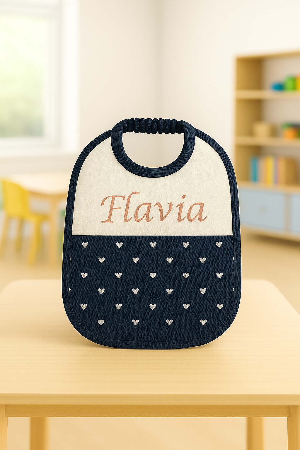 Set Asilo Personalizzato Cuori Bianchi – 4 Pezzi